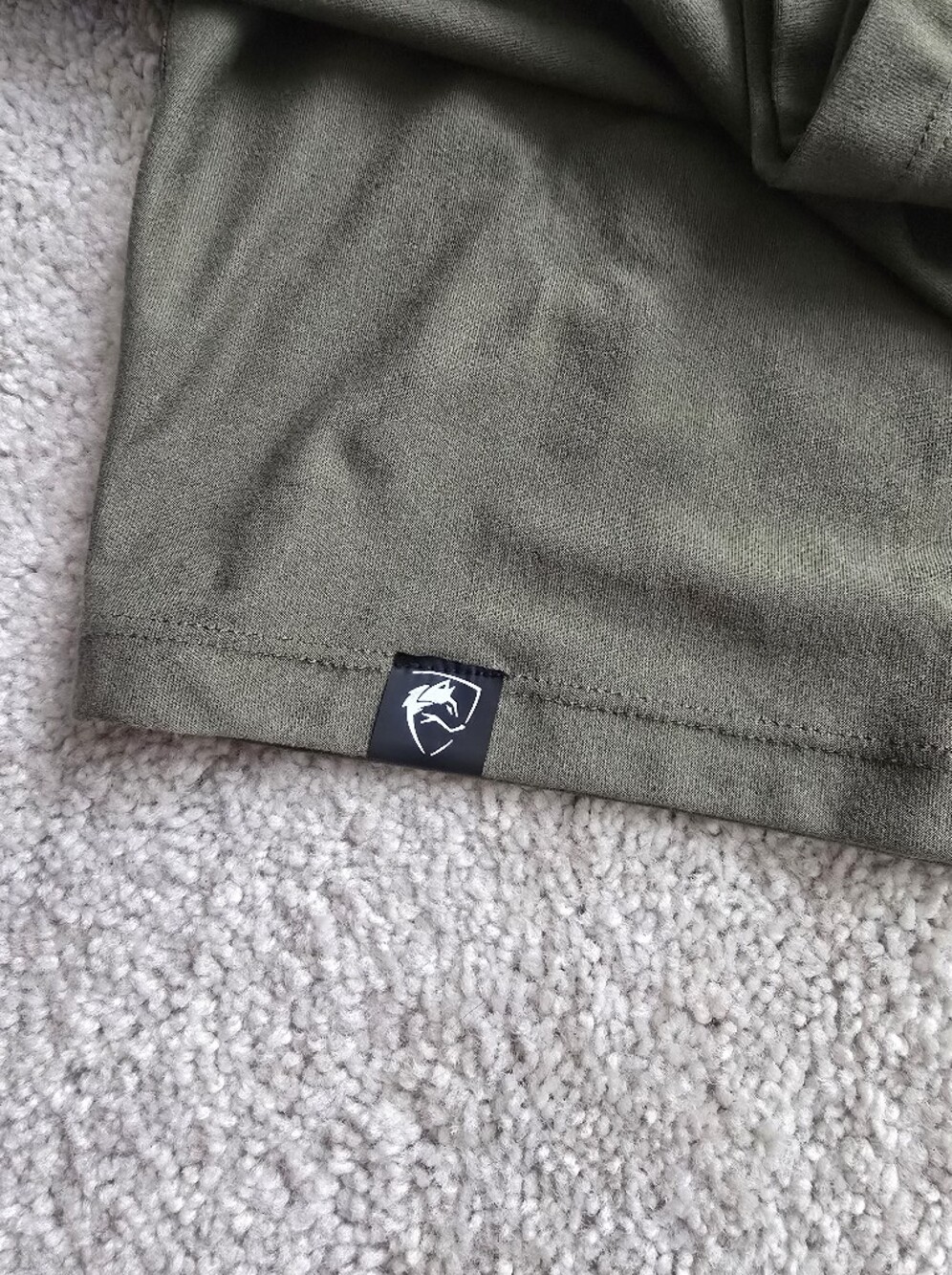 Alphalete Olive Green and Mauve Long Sleeve Crop Tops - Picture 5 of 8